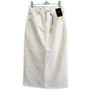 Levi's High Rise White Slit Skirt 🤍